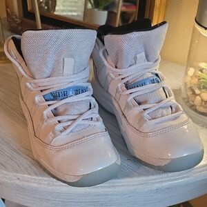 AirJordan 11 Retro Legend Kids White and Light Gray High-Top Sneakers